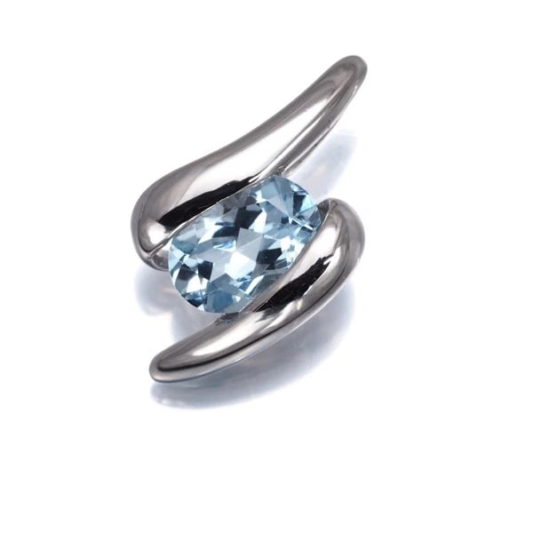 TASAKI PENDANT AQUAMARINE 900 PLATINUM: TASAKI Pendant Aquamarine 900 Platinum Brand: TASAKI Type: Pendant Material: 900 / Platinum, Main Stone/Creation Natural Color: Silver Size: Design size: 19.2 x 11.5mm Bail inner diameter: 4.5 x 1.4mm