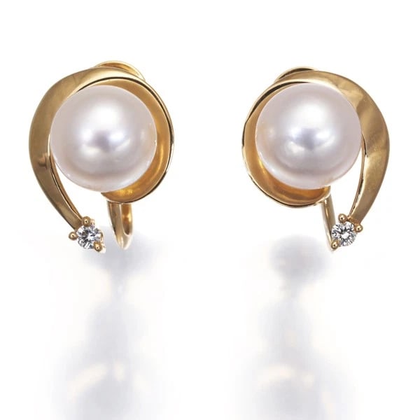 TASAKI EARRINGS AKOYA PEARL DIAMOND 18K YG (1 of 3)