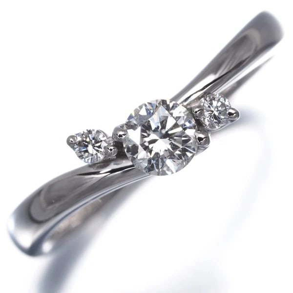 VENDOME RING DIAMOND 950 PLATINUM: VENDOME Ring Diamond 950 Platinum Brand: VENDOME Type: Ring Material: 950 / Platinum, Main Stone/Creation NATURAL Color: Silver Size: US 6.5 - 6.75 Accessories: None Accessories Notice: Wh