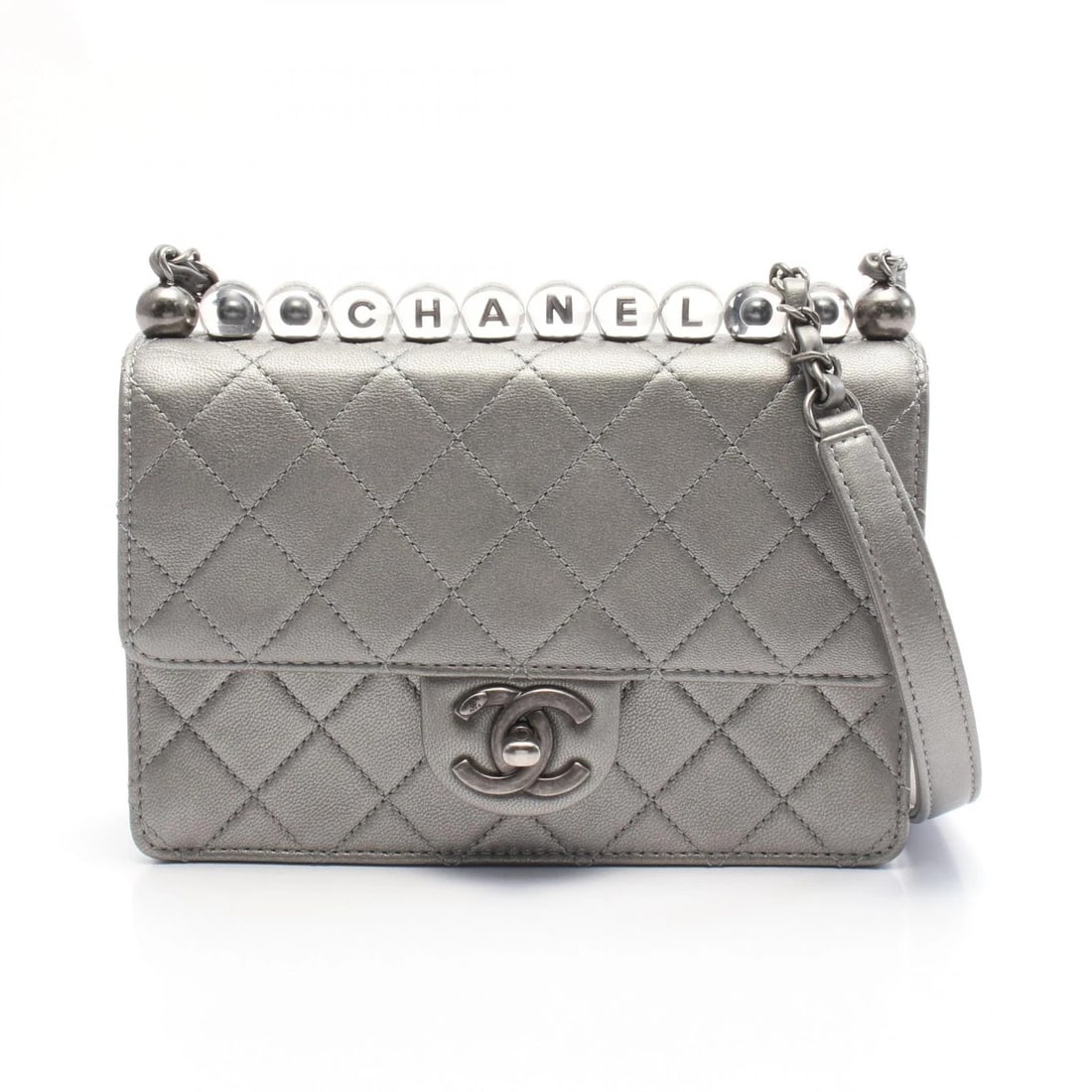 CHANEL MINI MATELASSE CHAIN SHOULDER CROSSBODY BAG: CHANEL mini Matelasse chain Shoulder crossbody Bag Brand: CHANEL Type: Shoulder Bag Material: leather Color: Silver??ish colors Size: H:14cm x W:19.5cm x D:4cm (H:5.5" x W:7.7" x D:1.6") Accessori