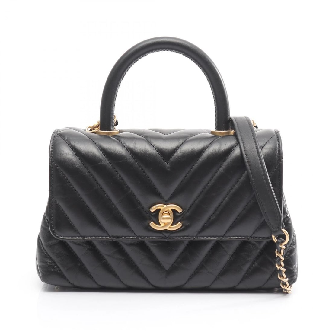 CHANEL COCO HANDLE FLAP V-STITCH CHEVRON CHAIN SHOULDER HANDBAG: CHANEL Coco Handle Flap V-Stitch Chevron chain shoulder Handbag Brand: CHANEL Type: Handbag Material: leather Color: Black??ish colors Size: H:15cm x W:23cm x D:9cm (H:5.9" x W:9.1" x D:3.5") Handle?2