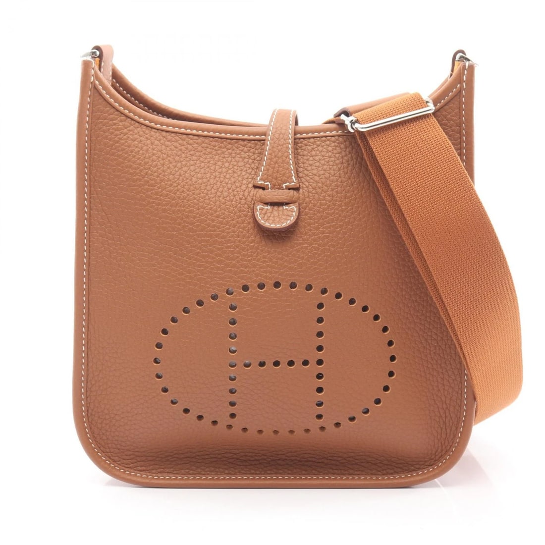 HERMES EVELYNE 23 SHOULDER CROSSBODY BAG: HERMES Evelyne 23 Shoulder Crossbody Bag Brand: HERMES Type: Shoulder Bag Material: Taurillon Clemence × leather × Taurillon Clemence Color: Gold / Brown??ish colors Size: H:22cm x W:23cm x D:5.5cm