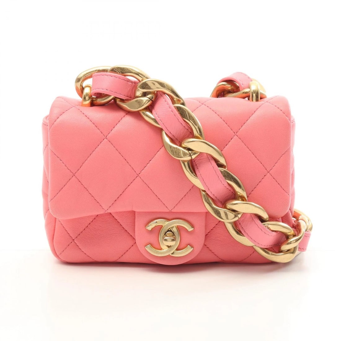 CHANEL MINI MATELASSE CHAIN SHOULDER BAG: CHANEL Mini Matelasse Chain Shoulder Bag Brand: CHANEL Type: Shoulder Bag Material: Lambskin (sheep leather) Color: Pink??ish colors Size: H:12cm x W:17cm x D:4cm (H:4.7" x W:6.7" x D:1.6") Access