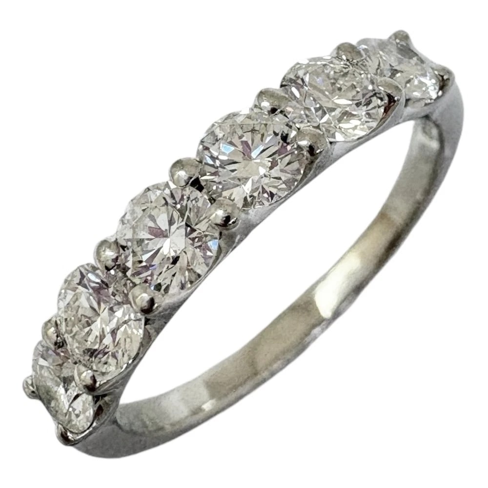 RING PT900PLATINUM DIAMOND: Ring Pt900Platinum diamond Brand: Unbranded Type: Ring Material: Pt900Platinum, Main Stone/Creation Natural Color: Silver Size: US 7 3/4 Accessories: None Accessories Notice: When purchasi