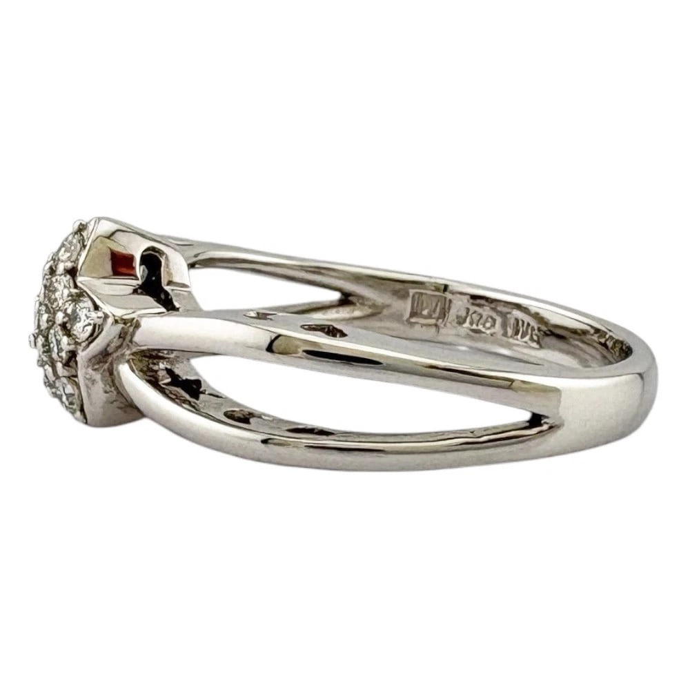 PONTE VECCHIO RING K18 WHITE GOLD DIAMOND: Ponte Vecchio Ring K18 white gold diamond Brand: Ponte Vecchio Type: Ring Material: K18 white gold, Main Stone/Creation Natural Color: Silver Size: US 7 1/8 Accessories: None Accessories N