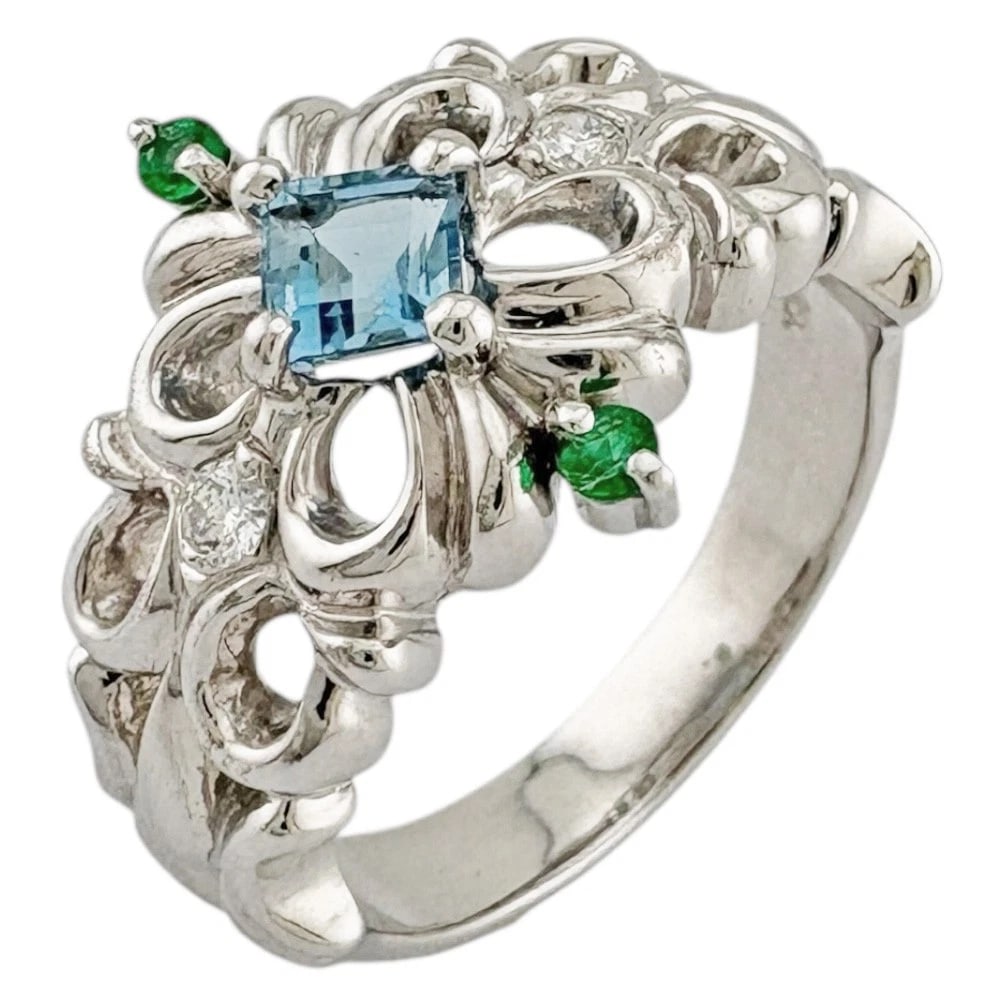 RING K18 WHITE GOLD AQUAMARINE: Ring K18 white gold Aquamarine Brand: Unbranded Type: Ring Material: K18 white gold, Main Stone/Creation Aquamarine Emerald Color: Silver Size: US 7 1/8 Accessories: None Accessories Notice: When