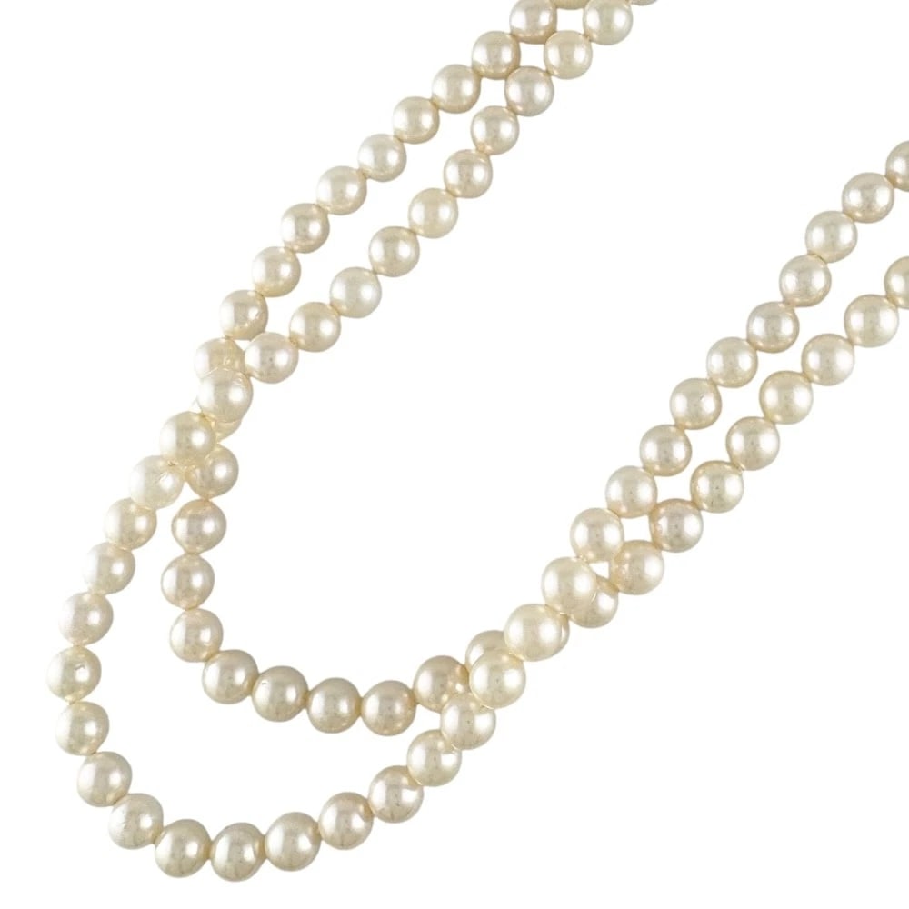 TASAKI NECKLACE SILVER PEARL: TASAKI Necklace Silver Pearl Brand: TASAKI Type: Necklace Material: Silver, Main Stone/Creation Pearl Color: Silver Size: (CM) Total Length:61cm Pearl Diameter: 6.5-7.0mm (Inch) Total Length:24.0inch 
