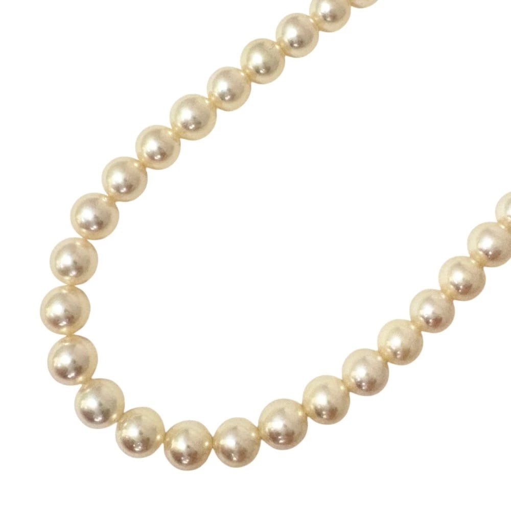 MIKIMOTO NECKLACE 14 WHITE GOLD: MIKIMOTO Necklace 14 white gold Brand: MIKIMOTO Type: Necklace Material: 14 white gold, Main Stone/Creation Pearl Color: Silver Size: (CM) Total Length:35cm Pearl Diameter: 0.2" (Inch) Total Length:13