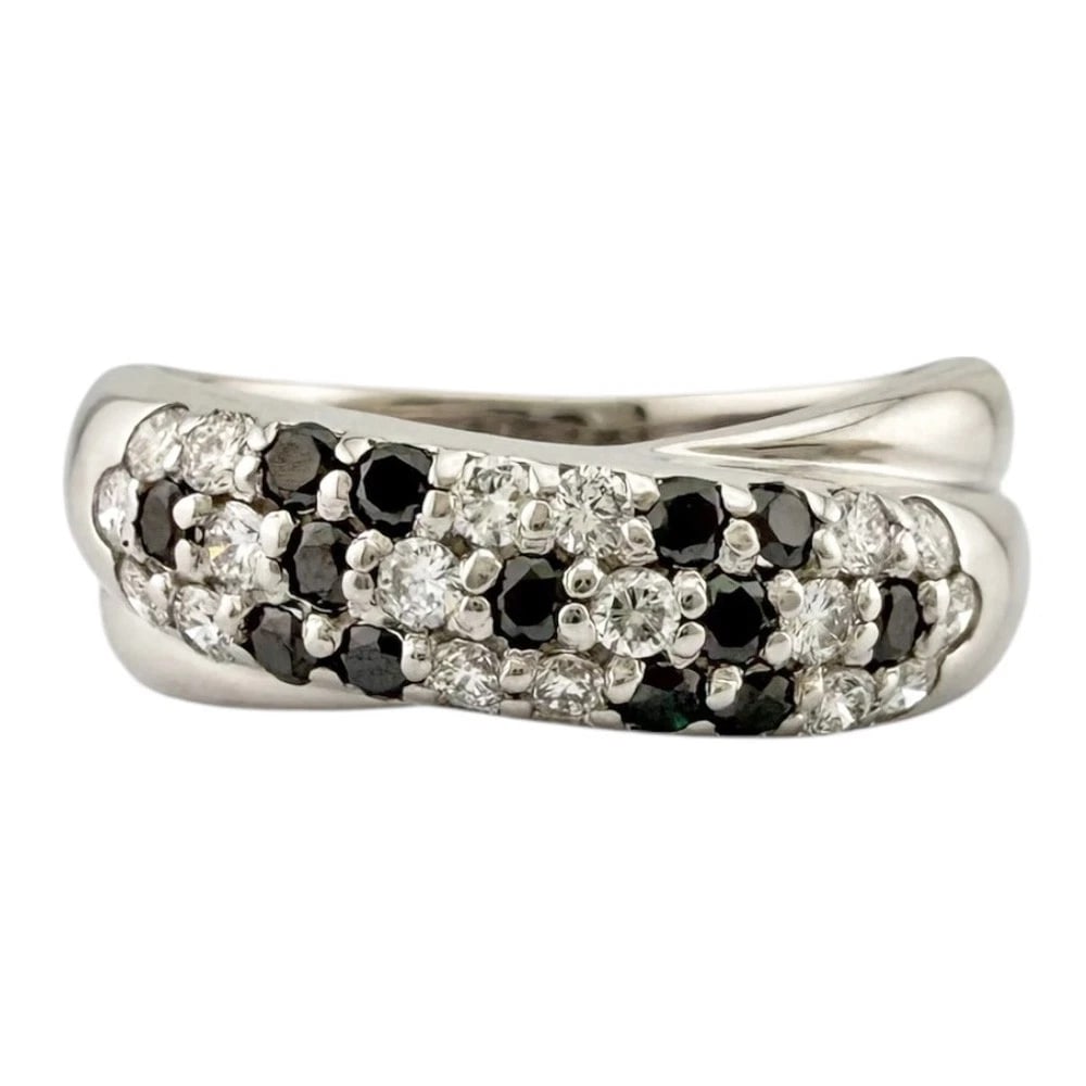 PONTE VECCHIO RING K18 WHITE GOLD: Ponte Vecchio Ring K18 white gold Brand: Ponte Vecchio Type: Ring Material: K18 white gold, Main Stone/Creation Natural Color: Silver Size: US 5 3/8 Accessories: None Accessories Notice: When