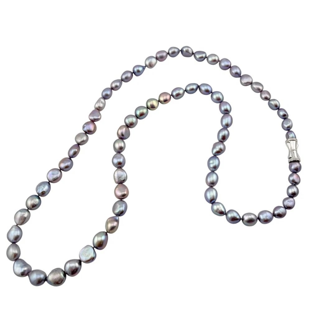 TASAKI NECKLACE SILVER: TASAKI Necklace Silver Brand: TASAKI Type: Necklace Material: Silver, Main Stone/Creation Pearl Color: Silver Size: (CM) Total Length:82cm Pearl diameter:13.5-8.5mm *Pearl diameter ranges from 13.5mm
