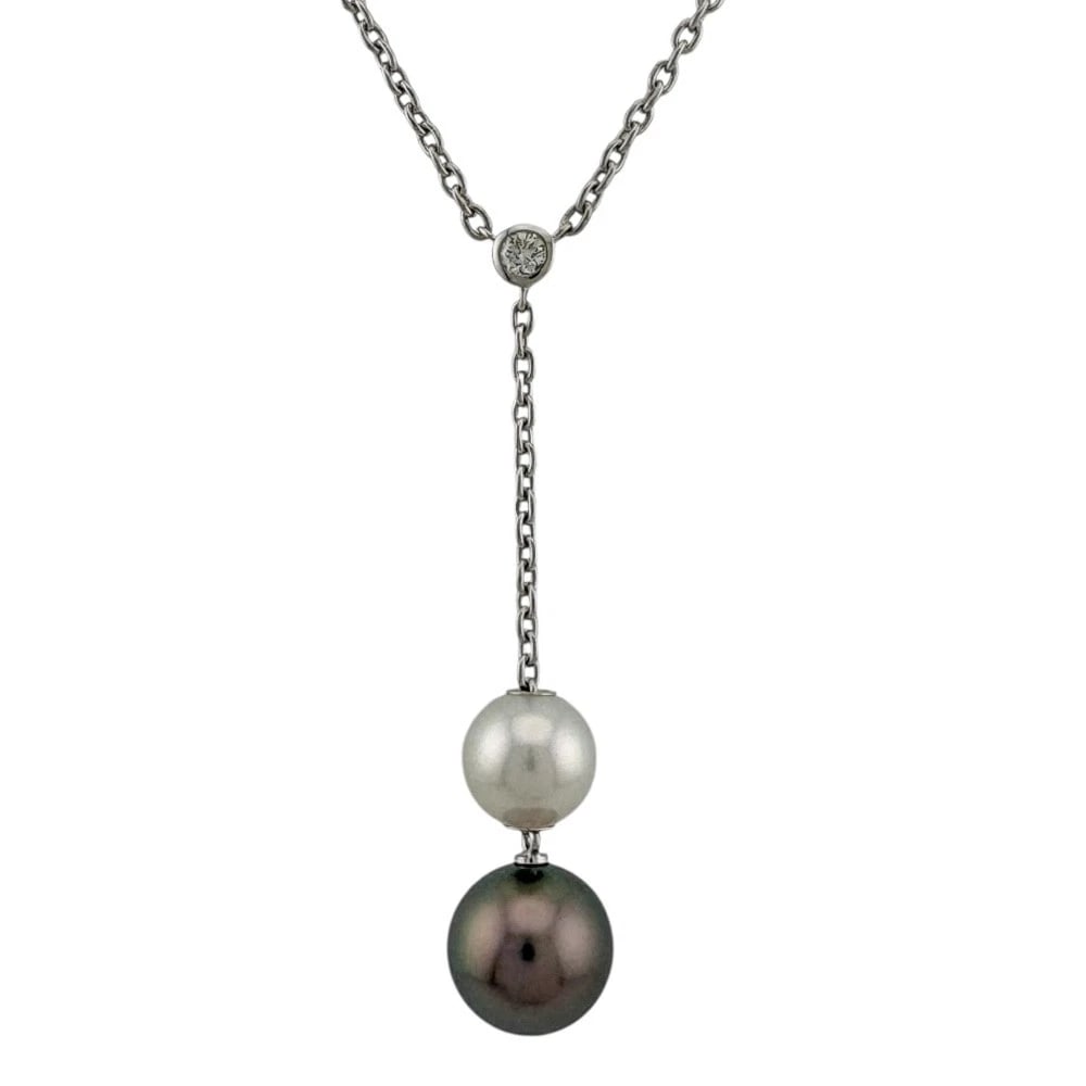 MIKIMOTO NECKLACE K18 WHITE GOLD PEARL: MIKIMOTO Necklace K18 white gold Pearl Brand: MIKIMOTO Type: Necklace Material: K18 white gold, Main Stone/Creation Pearl Color: Silver Size: (CM) Total Length:42cm Chain width:1.5mm Top:W9.0mm x H44.