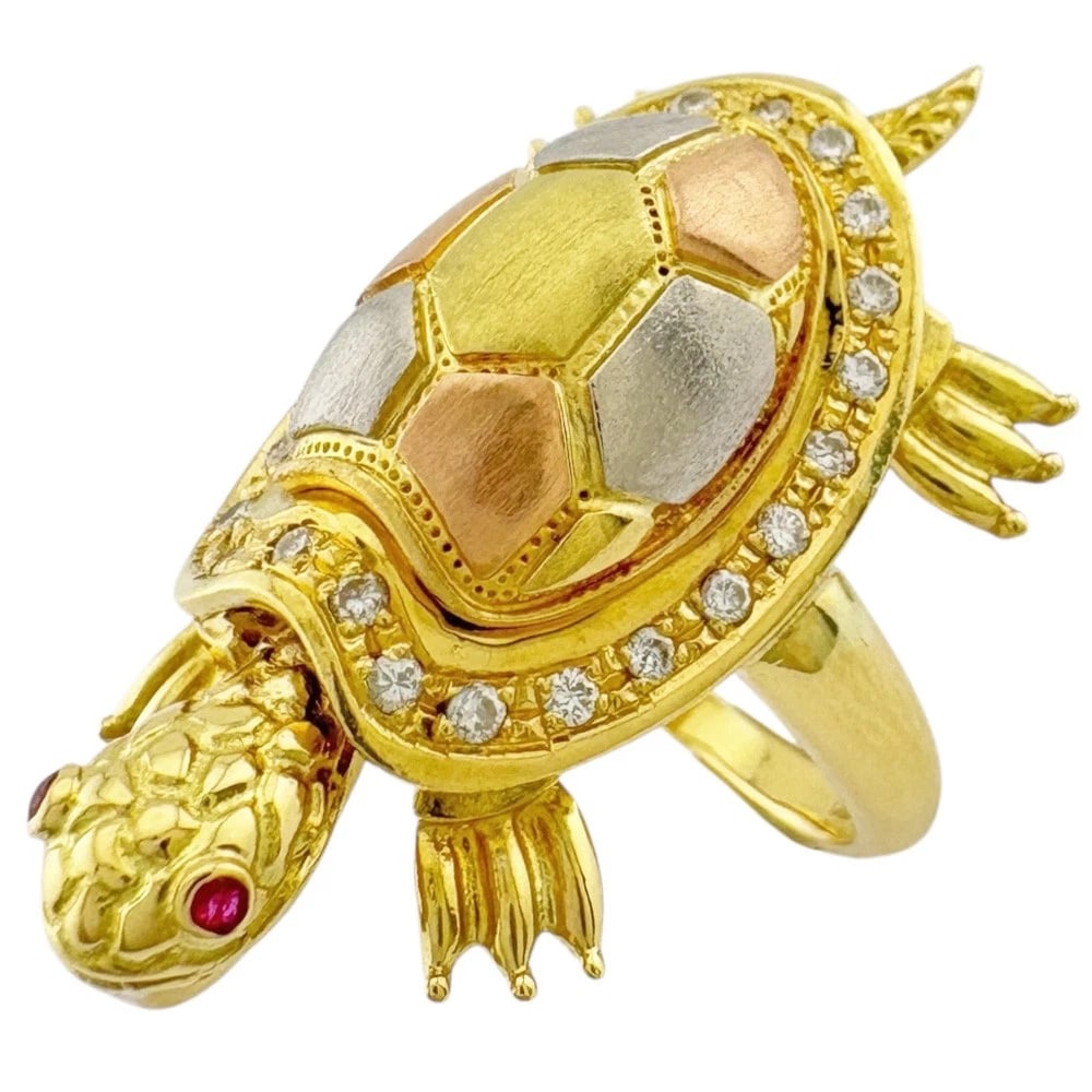 RING K18 YELLOW GOLD K24 YELLOW GOLD: Ring K18 yellow gold K24 yellow gold Brand: Unbranded Type: Ring Material: K18 yellow gold, Main Stone/Creation diamond/Ruby Color: Silver Size: US 7 1/4 Accessories: None Accessories Noti