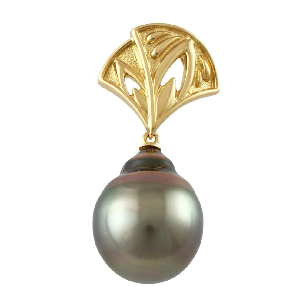 TASAKI PENDANT TOP K18 YELLOW GOLD: TASAKI Pendant top K18 yellow gold Brand: TASAKI Type: Pendant top Material: 18k Yellow Gold, Main Stone/Creation Black butterfly pearl Color: gold Size: (CM) Top:W15.5mm x H34.5mm Clasp:W2.0mm x