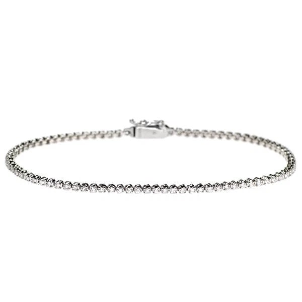 VENDOME AOYAMA K18WG DIAMOND TENNIS BRACELET: Vendome Aoyama K18WG Diamond Tennis Bracelet Brand: Vendome Aoyama Type: bracelets Material: K18WG, Main Stone/Creation Natural Color: WHite Gold Size: Length/Width/Diameter (CM) 2.1 Accessories: