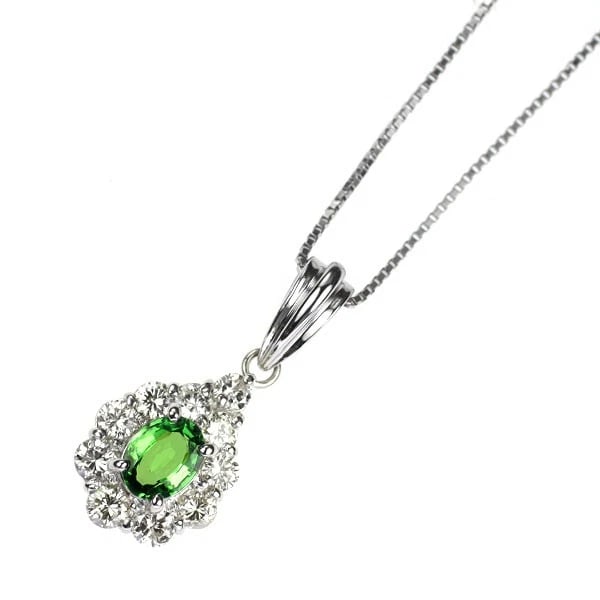 PT900/ PT850 GREEN GARNET DIAMOND PENDANT NECKLACE: Pt900/ Pt850 Green Garnet Diamond Pendant Necklace Brand: None Type: pendant necklace Material: Pt900/ Pt850, Main Stone/Creation garnetSideStoneDiamond Color: Silver Size: Necklace: Chain Length42cm 