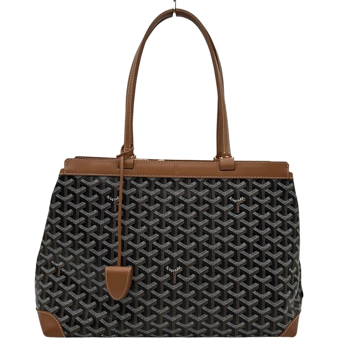 GOYARD BELLE SHASBYODE PM TOTE BAG: GOYARD Belle Shasbyode PM Tote Bag Brand: GOYARD Type: Tote Bag Material: PVC Color: Brown Size: W36cm x H25cmx D14.5cm W14.2 x H9.8x D5.7inch Accessories: None Accessories Notice: When pu