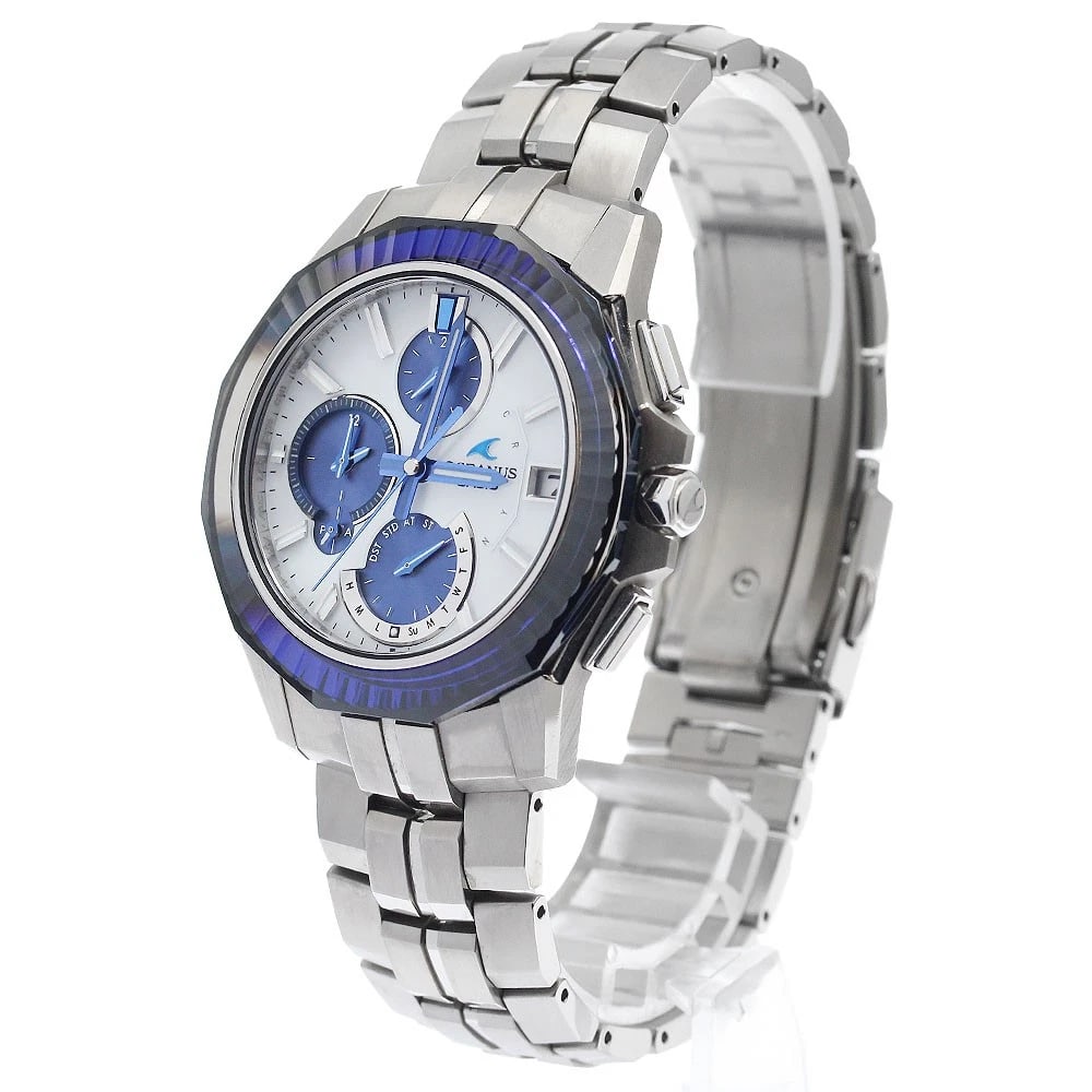 CASIO OCEANUS MANTA SOLAR POWERED WATCH - 2