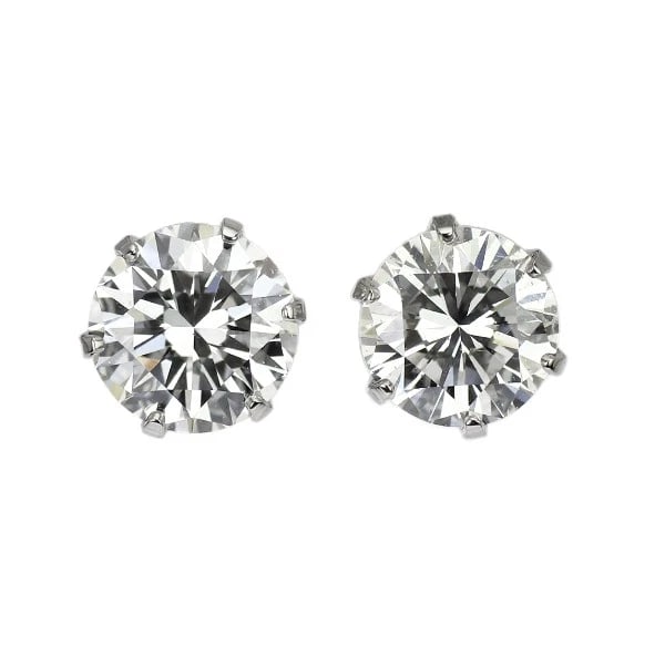 PT900 DIAMOND EARRINGS: Pt900 Diamond Earrings Brand: None Type: piercing Material: Pt900, Main Stone/Creation Natural Color: Silver Size: Length/Width/Diameter (CM) 5.5 Accessories: None Accessories Notice: When purchasing