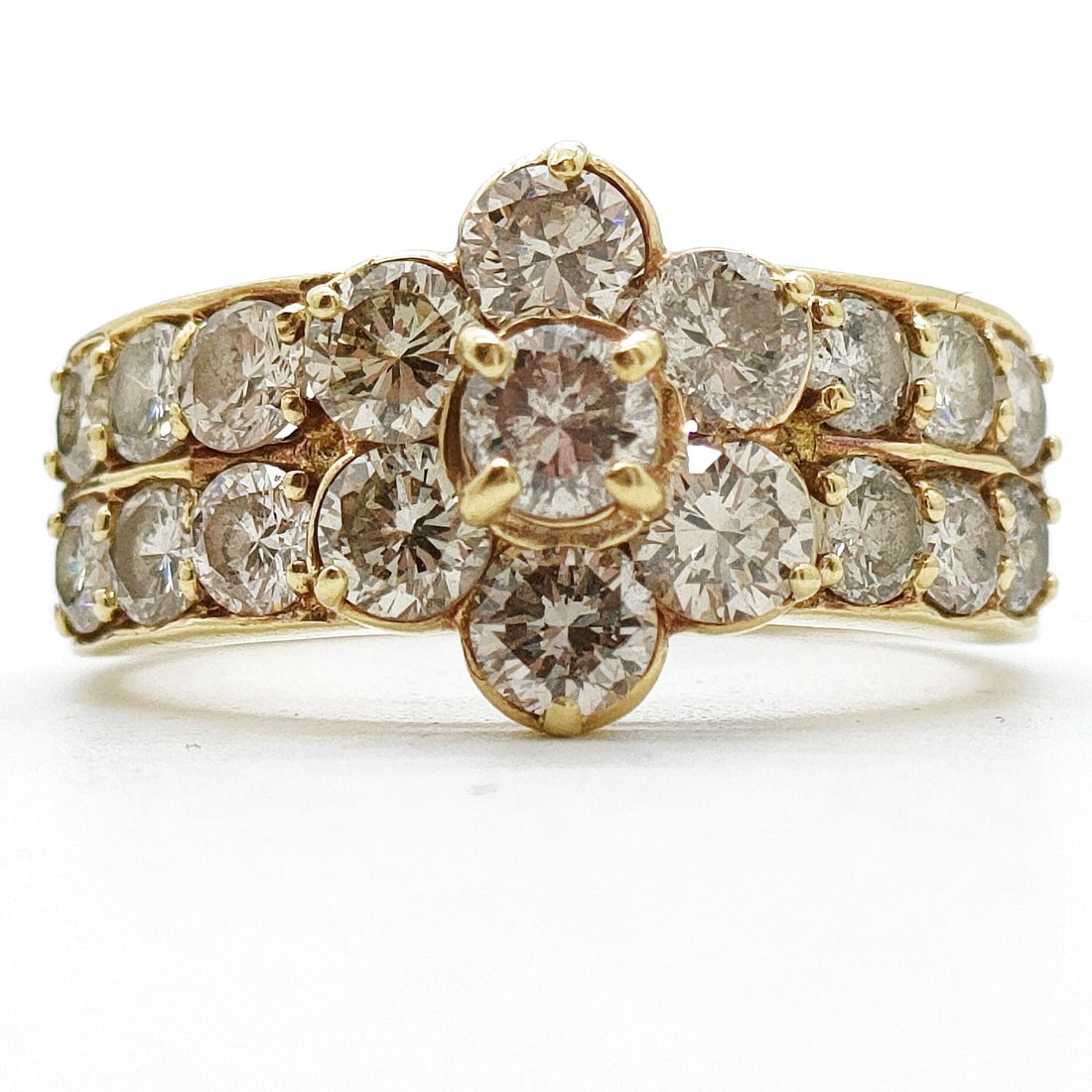 JEWELRY RING NATURAL DIAMOND GOLD: Jewelry Ring Natural Diamond Gold Brand: Unbranded Type: Ring Material: Gold, Color: Yellow Gold Size: US 6 1/4 Accessories: None Accessories Notice: When purchasing pre-owned goods, pleas
