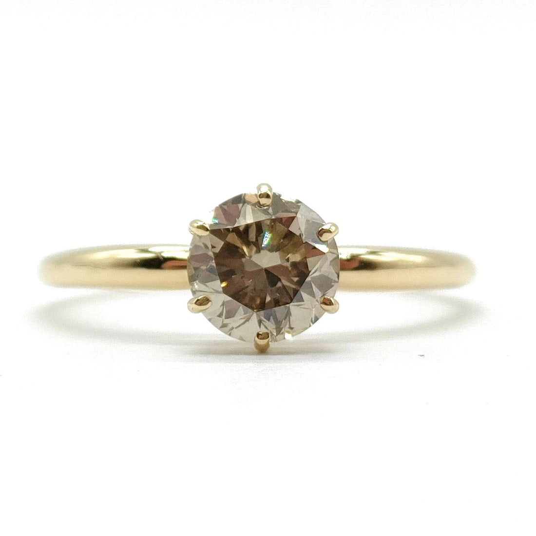 JEWELRY RING NATURAL DIAMOND GOLD: Jewelry Ring Natural Diamond Gold Brand: Unbranded Type: Ring Material: Gold, Color: Yellow Gold Size: US 8 3/4 Accessories: None Accessories Notice: When purchasing pre-owned goods, pleas