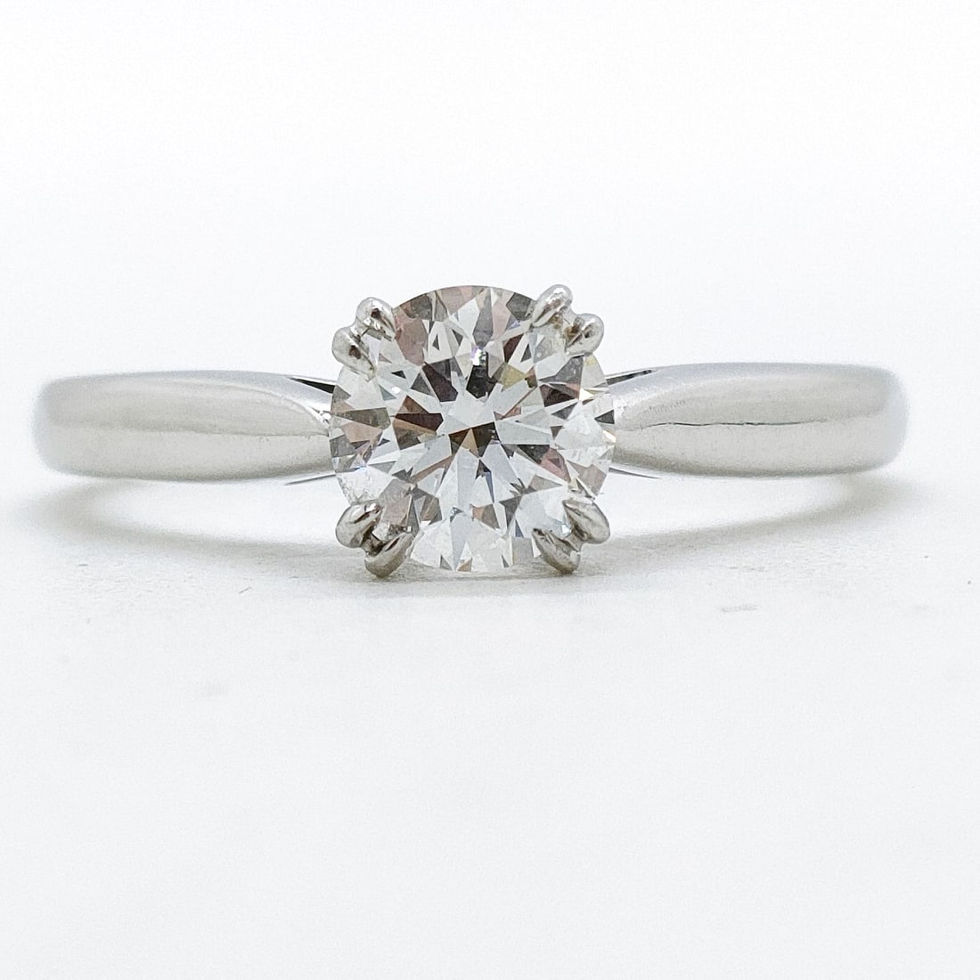 JEWELRY RING NATURAL DIAMOND PLATINUM: Jewelry Ring Natural Diamond Platinum Brand: Unbranded Type: Ring Material: Platinum, Color: Platinum Size: US 5 Accessories: None Accessories Notice: When purchasing pre-owned goods, plea