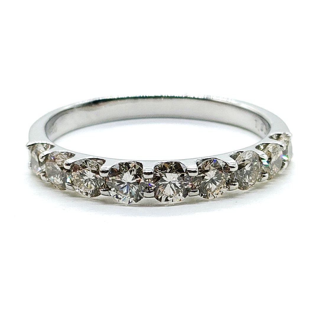 JEWELRY RING NATURAL DIAMOND PLATINUM: Jewelry Ring Natural Diamond Platinum Brand: Unbranded Type: Ring Material: Platinum, Color: Platinum Size: US 9 3/8 Accessories: None Accessories Notice: When purchasing pre-owned goods,