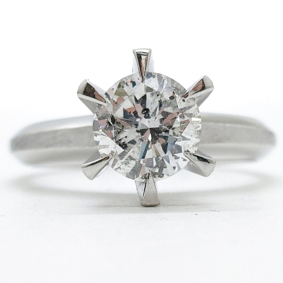 JEWELRY RING NATURAL DIAMOND PLATINUM: Jewelry Ring Natural Diamond Platinum Brand: Unbranded Type: Ring Material: Platinum, Color: Platinum Size: US 5 3/8 Accessories: None Accessories Notice: When purchasing pre-owned goods,