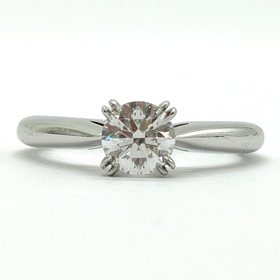 JEWELRY RING NATURAL DIAMOND PLATINUM: Jewelry Ring Natural Diamond Platinum Brand: Unbranded Type: Ring Material: Platinum, Color: Platinum Size: US 3 3/4 Accessories: None Accessories Notice: When purchasing pre-owned goods,