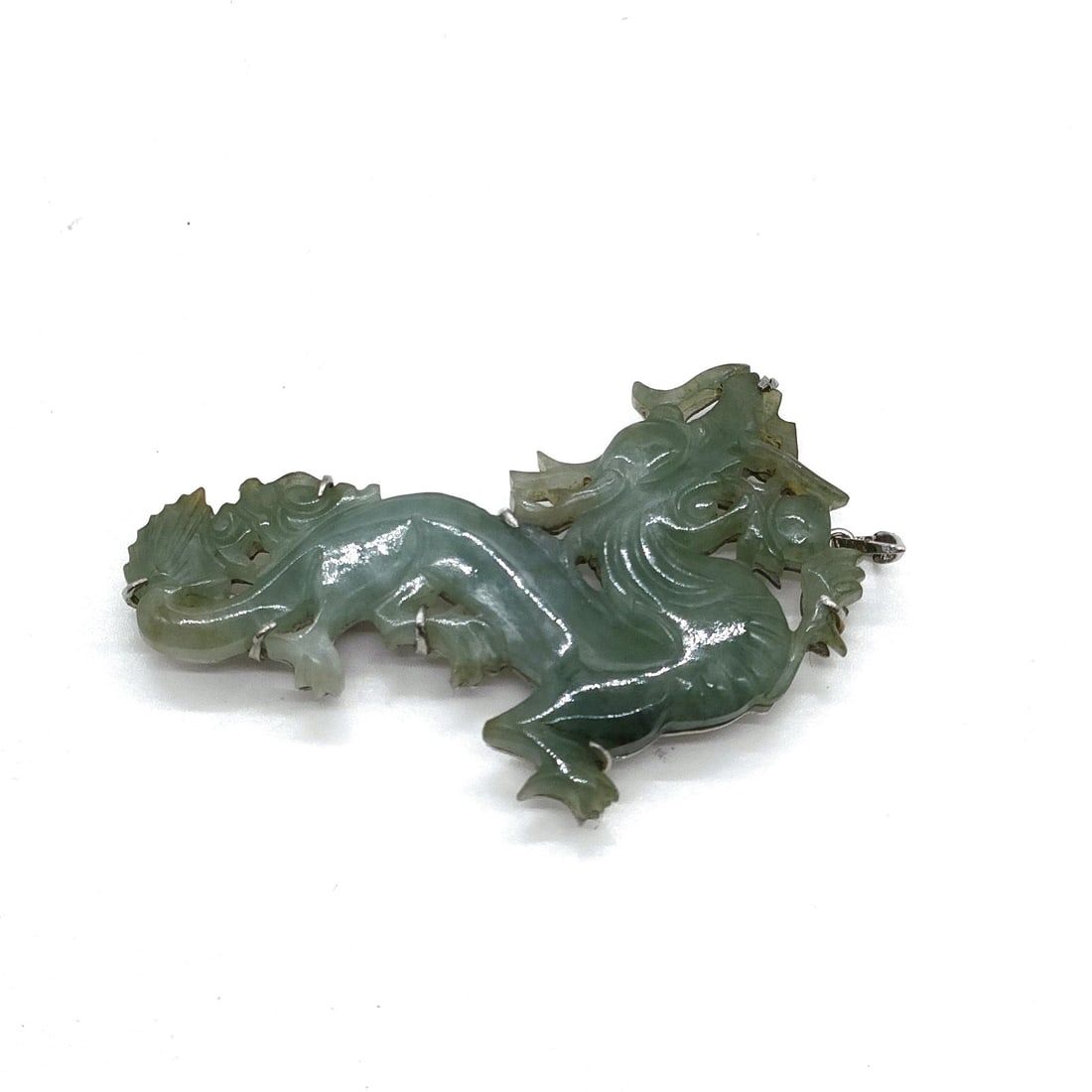 JEWELRY PENDANT HEAD JADE PLATINUM: Jewelry Pendant Head Jade Platinum Brand: Unbranded Type: Pendant Head Material: Platinum, Main Stone/Creation Jade Color: Platinum Size: Pendant Size : 3.66X5.75 cm / 1.44X2.26 inch Accessories: