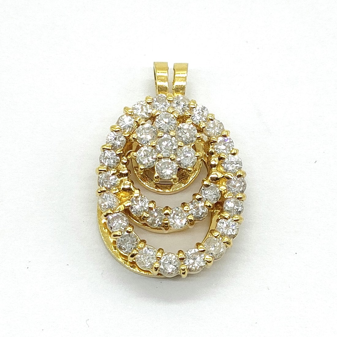 JEWELRY PENDANT HEAD NATURAL DIAMOND GOLD: Jewelry Pendant Head Natural Diamond Gold Brand: Unbranded Type: Pendant Head Material: Gold, Color: Yellow Gold Size: Pendant Size : 2X1.4 cm / 0.78X0.55 inch Accessories: None Accessorie