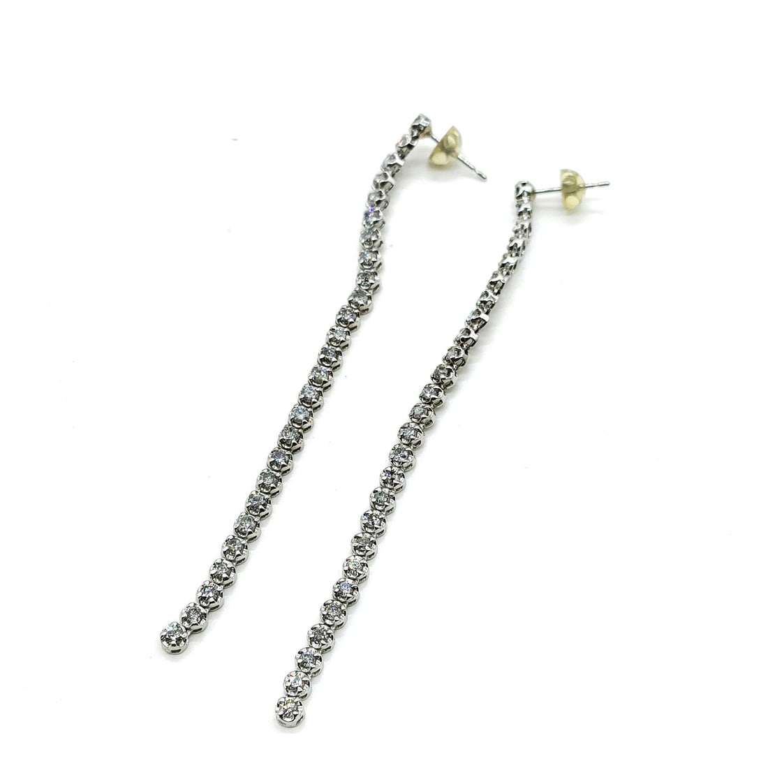 JEWELRY PIERCED EARRING NATURAL DIAMOND WHITE GOLD: Jewelry Pierced Earring Natural Diamond White Gold Brand: Unbranded Type: Pierced Earring Material: White gold, Color: White gold Size: None Accessories: None Accessories Notice: When purc