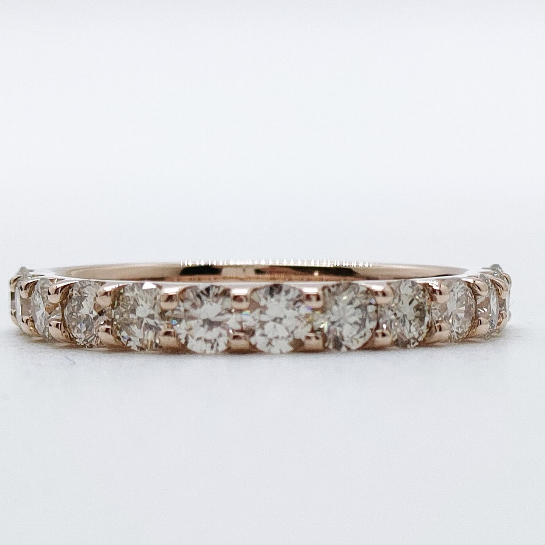 JEWELRY RING NATURAL DIAMOND GOLD: Jewelry Ring Natural Diamond Gold Brand: Unbranded Type: Ring Material: Gold, Color: Rose Gold Size: US 6 5/8 Accessories: None Accessories Notice: When purchasing pre-owned goods, please