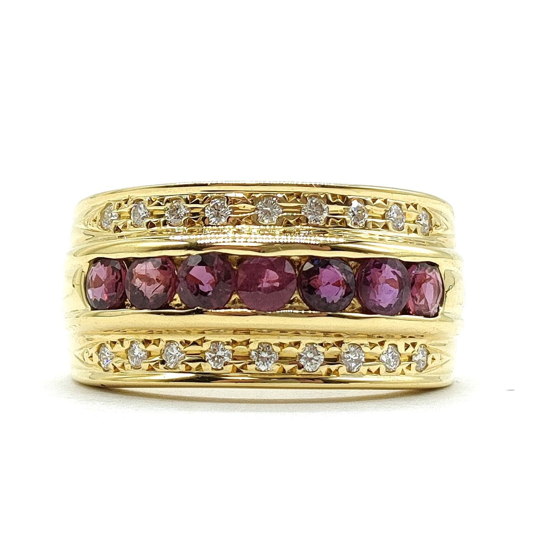 JEWELRY RING RUBY GOLD YELLOW GOLD REDS: Jewelry Ring Ruby Gold Yellow Gold Reds Brand: Unbranded Type: Ring Material: Gold, Main Stone/Creation Ruby Color: Yellow Gold Size: US 5 3/4 Accessories: None Accessories Notice: When pu