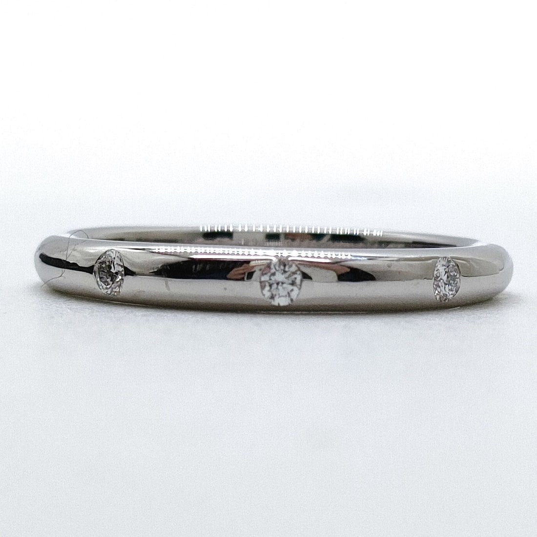 BVLGARI RING FEDDY NATURAL DIAMOND PLATINUM: Bvlgari Ring Feddy Natural Diamond Platinum Brand: Bvlgari Type: Ring Material: Platinum, Color: Platinum Size: US 5 3/8 Accessories: None Accessories Notice: When purchasing pre-owned goo