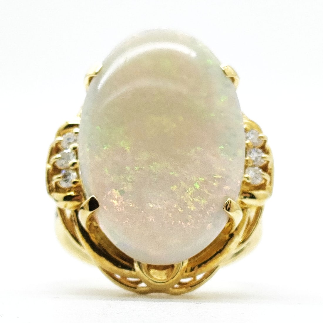 JEWELRY RING OPAL GOLD YELLOW GOLD WHITES: Jewelry Ring Opal Gold Yellow Gold Whites Brand: Unbranded Type: Ring Material: Gold, Main Stone/Creation Opal Color: Yellow Gold Size: US 6 1/4 Accessories: None Accessories Notice: When