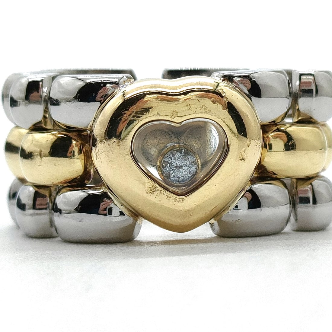 CHOPARD RING HAPPY DIAMOND NATURAL DIAMOND GOLD: Chopard Ring Happy Diamond Natural Diamond Gold Brand: Chopard Type: Ring Material: Gold X Stainless steel, Color: Yellow Gold Size: US 5 Accessories: None Accessories Notice: When purchas