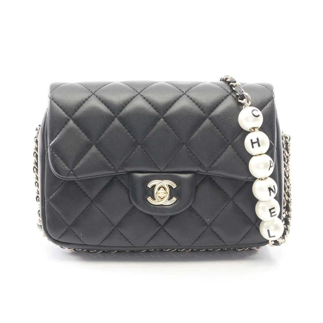 CHANEL MATELASSE SHOULDER BAG BLACK LAMBSKIN LEATHER: Chanel Matelasse Shoulder Bag Black Lambskin Leather Brand: Chanel Type: Shoulder Bag Material: Lambskin Leather Color: Black Size: W20cm x H14cm x D5cm Accessories: None Accessories Notic