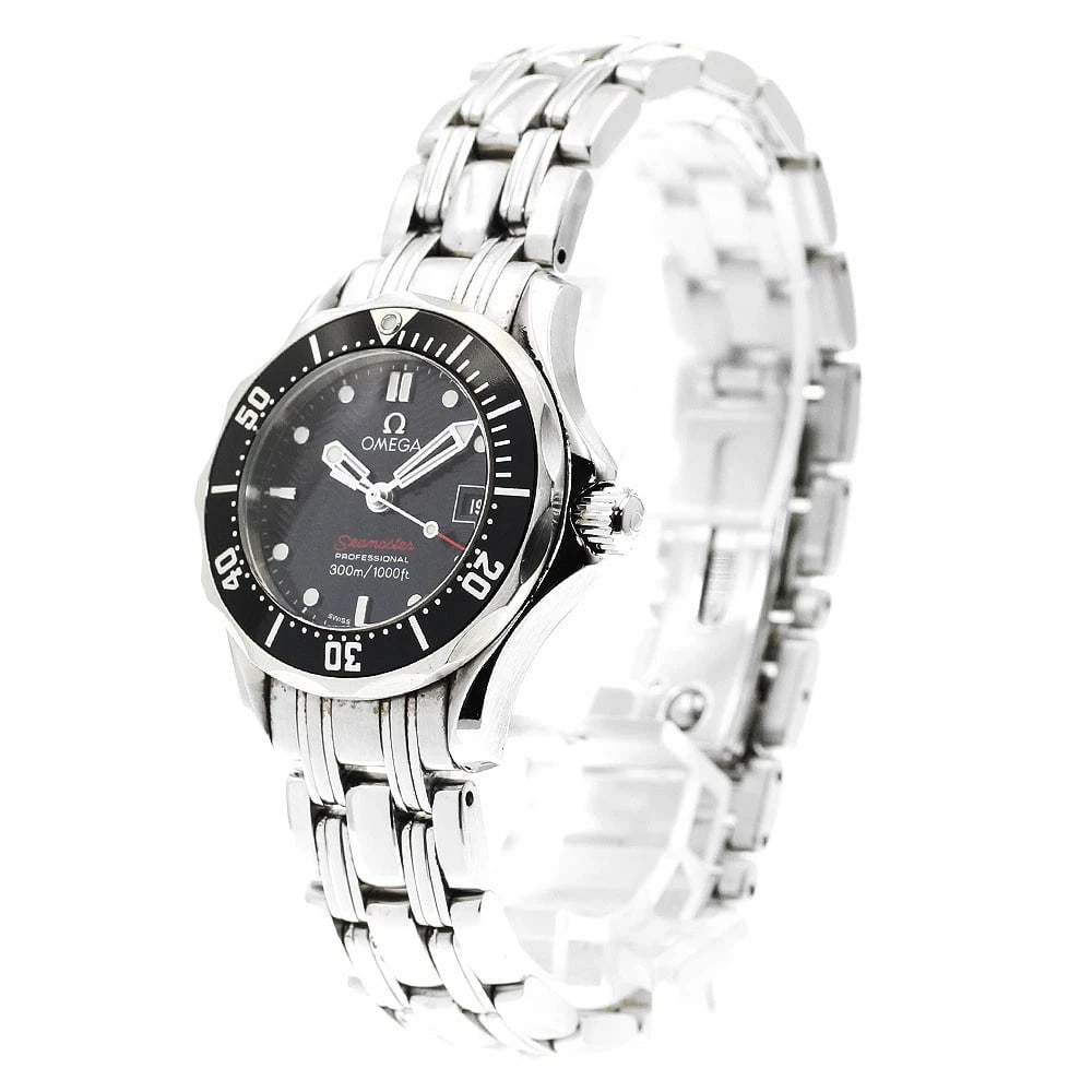 OMEGA SEAMASTER DATE QUARTZ WATCH: OMEGA Seamaster Date Quartz Watch Brand: OMEGA Type: Wristwatch Material: Band Material Stainless Steel, Case Material Stainless Steel Color: Band Color Silver, Dial Color black, Case Color Silver Siz
