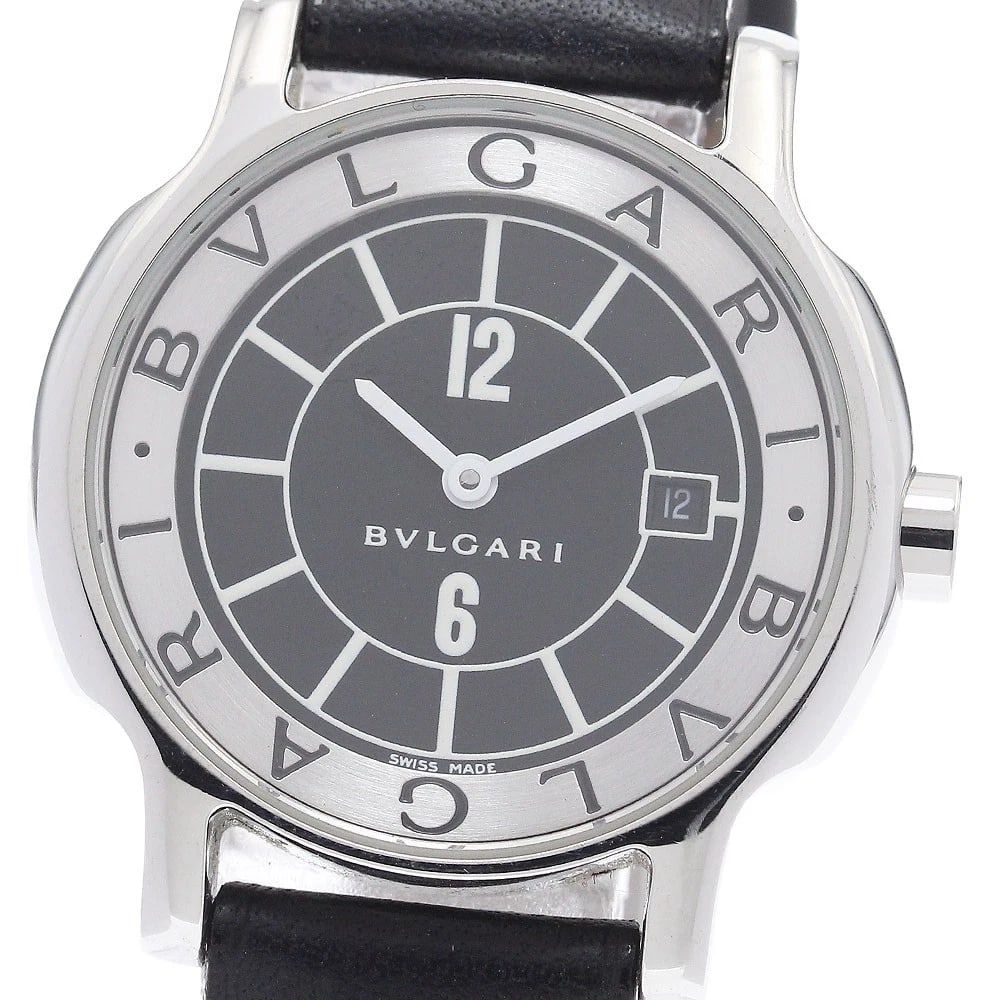 BVLGARI SOLO DATE BLACK QUARTZ WATCH: BVLGARI Solo Date black Quartz Watch Brand: BVLGARI Type: Wristwatch Material: Band Material leather, Case Material Stainless Steel Color: Band Color black, Dial Color black, Case Color Silver Size: