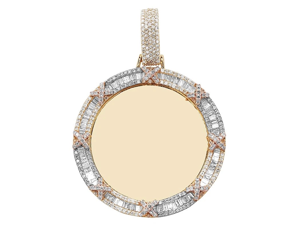 BAGUETTE FRAME DIAMOND ROUND MEMORY PENDANT: Baguette Frame Diamond Round Memory Pendant Brand: None Type/Style: Pendant Material: 10k Multi-Tone Gold Color: none Size: Dimension Diameter 32MM Accessories: None Accessories Notice: When