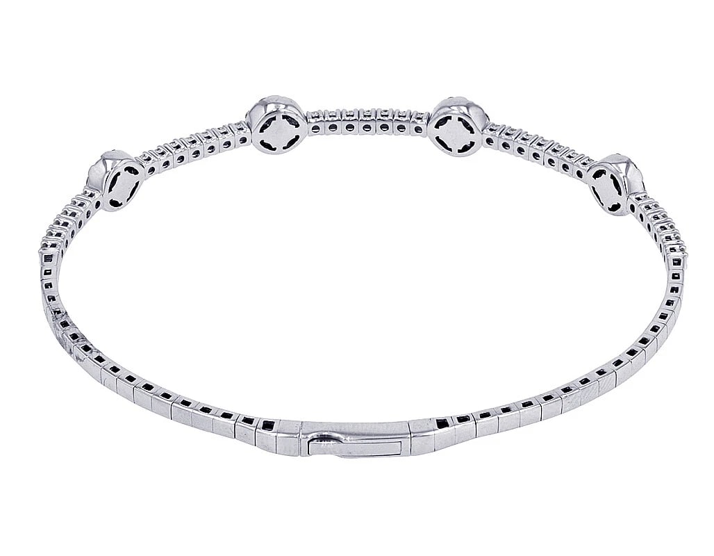 BANGLE TYPE CLUSTER DIAMOND BRACELET - 3