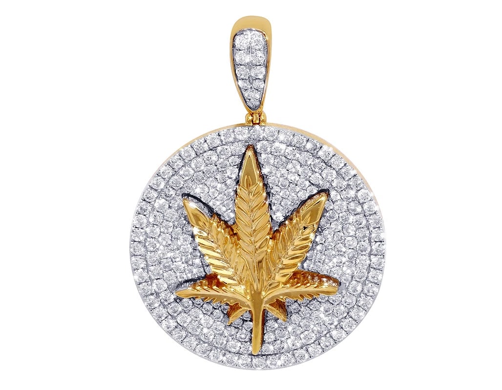 MEDALLION HERBAL LEAF DIAMOND PENDANT: Medallion Herbal Leaf Diamond Pendant Brand: None Type/Style: Necklace Material: 10k Yellow Gold Color: Yellow Gold Size: Dimension 1.5"x1.2"x5mm Accessories: None Accessories Notice: When