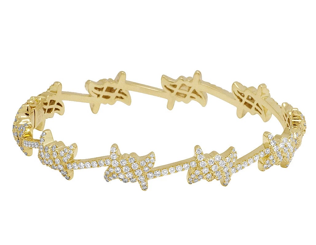 THORN DESIGNED DIAMOND BRACELET: Thorn Designed Diamond Bracelet Brand: None Type/Style: Bracelet Material: 10k Yellow Gold Color: Yellow Gold Size: Dimension 9MM x 7" Accessories: None Accessories Notice: When purchasing