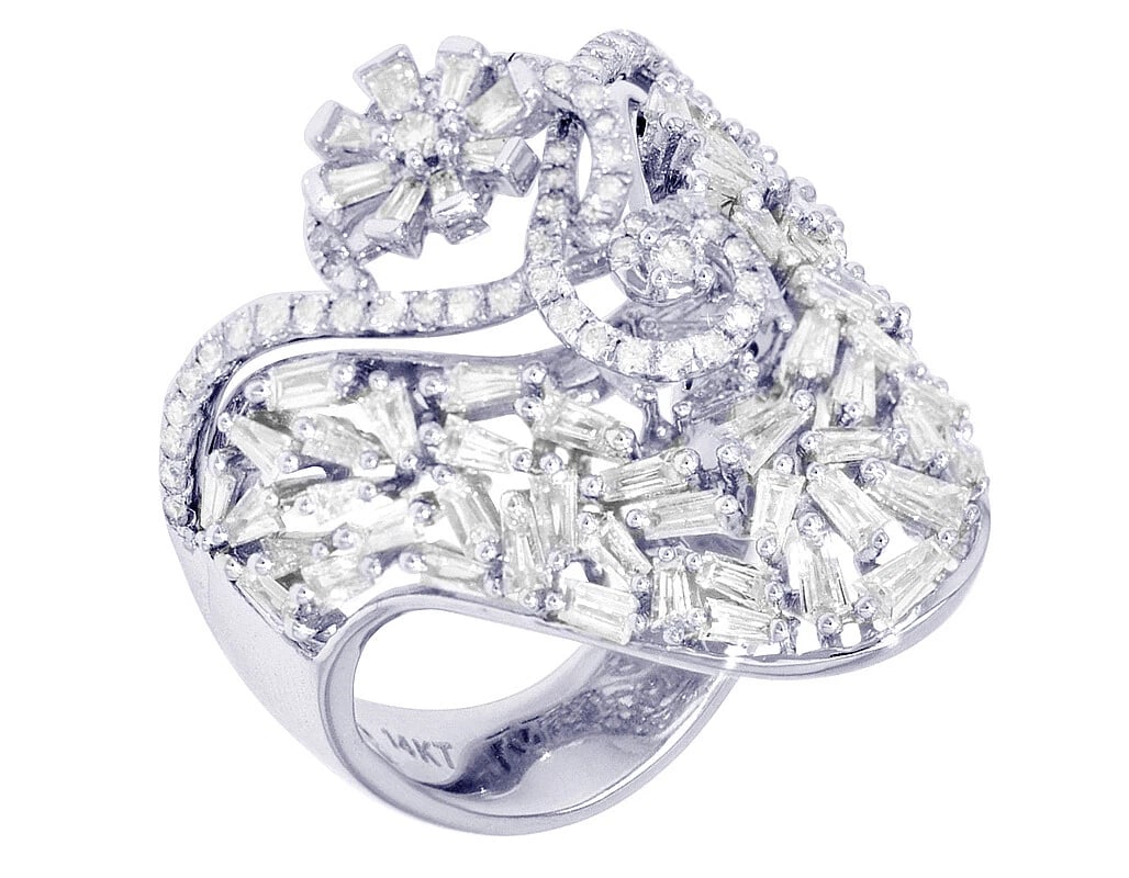 COCKTAIL BAGUETTE DIAMOND RING: Cocktail Baguette Diamond Ring Brand: None Type/Style: Ring Material: 14k White Gold Color: White Gold Size: 7US Accessories: None Accessories Notice: When purchasing pre-owned goods, plea