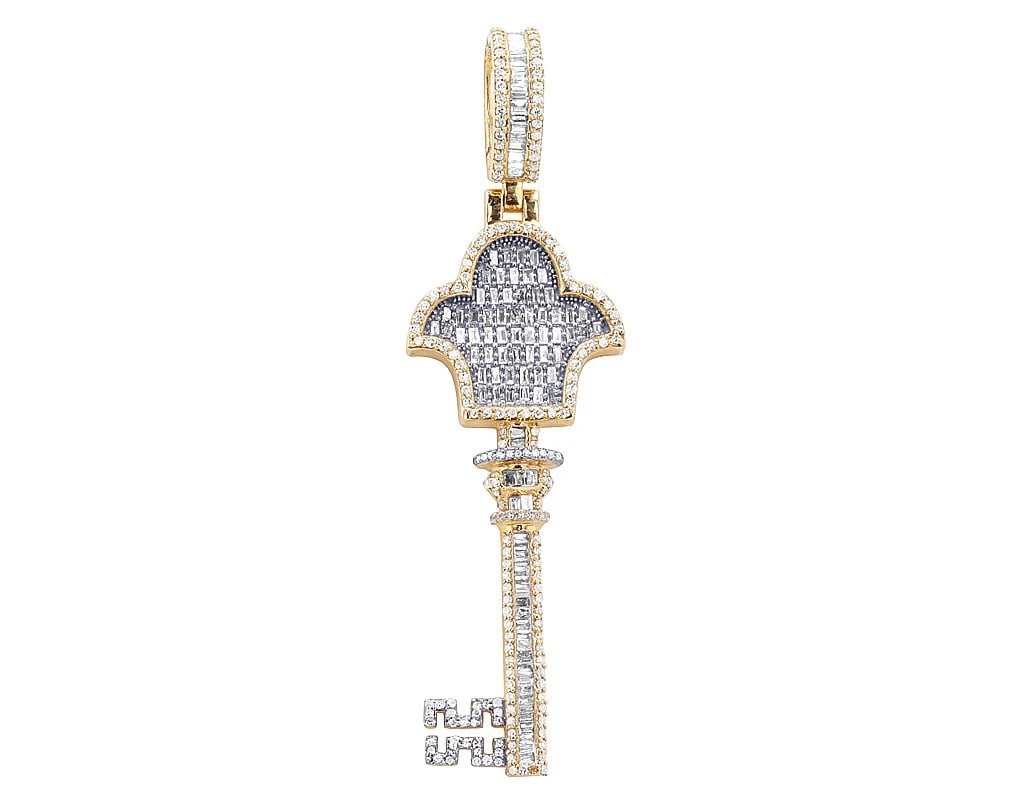 10K FLEUR DE LIS KEY BAGUETTE ROUND DIAMOND PENDANT: 10k Fleur De Lis Key Baguette Round Diamond Pendant Brand: None Type/Style: Pendant Material: 10k Yellow-White, Main Stone/Creation Natural Color: Yellow Gold,White Gold Size: Dimension Length 49MM, W