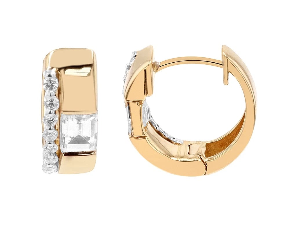 ROUND DIAMOND HOOP EARRINGS 14K YELLOW GOLD: Round Diamond Hoop Earrings 14K Yellow Gold Brand: None Type/Style: Earrings Material: 14K Yellow Gold, Main Stone/Creation Natural Color: YELLOW GOLD Size: Dimension D 13.9 MM, W 4.7 MM Accessories: