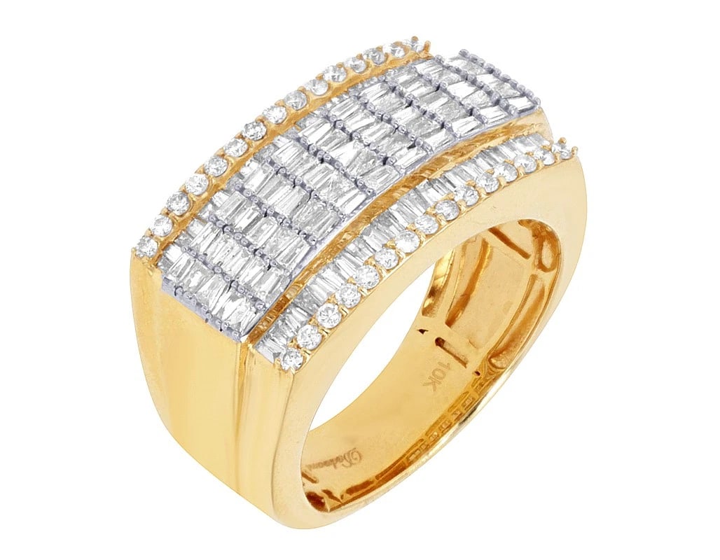 BAGUETTE DIAMOND WEDDING / ENGAGEMENT BAND RING: Baguette Diamond Wedding / Engagement Band Ring Brand: None Type/Style: Ring Material: 10kYellow-White Gold, Main Stone/Creation Natural Color: Yellow-White Gold Size: 10.5US Accessories: None