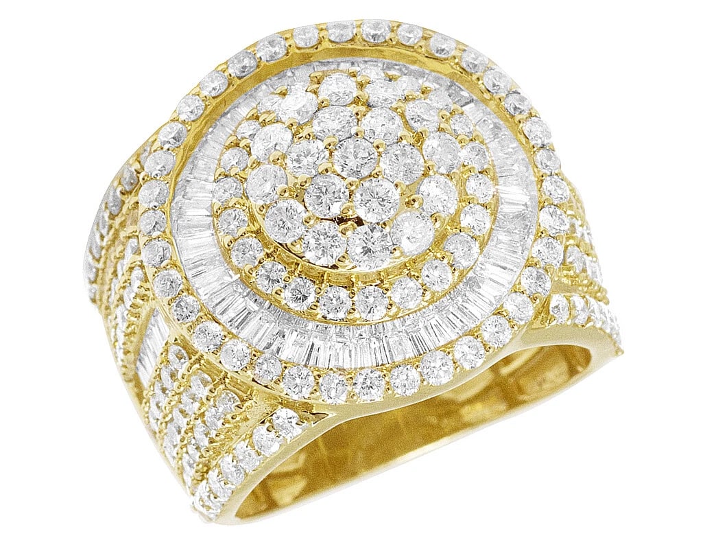 10K YELLOW GOLD BAGUETTE DIAMOND PINKY RING: 10K Yellow Gold Baguette Diamond Pinky Ring Brand: None Type/Style: Ring Material: 10k Yellow Gold, Main Stone/Creation Natural Color: Yellow Gold Size: 10US Accessories: None Accessories Notice: