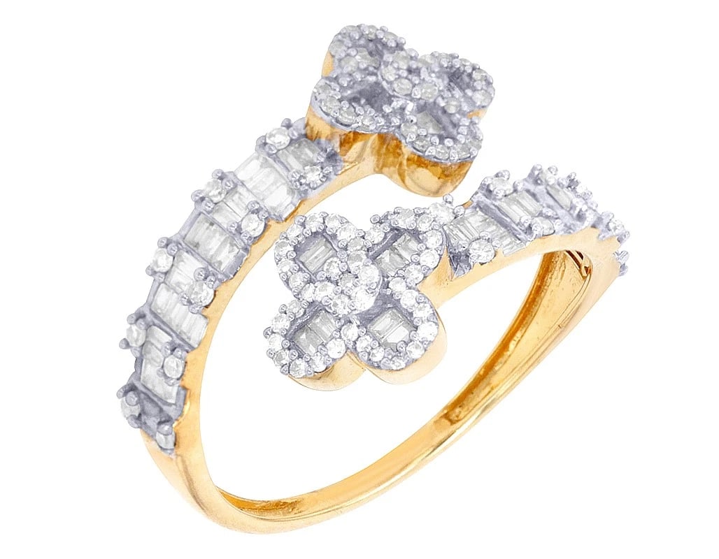 BAGUETTE CLOVER-STYLE DIAMOND RING: Baguette Clover-Style Diamond Ring Brand: None Type/Style: Ring Material: 10k Yellow Gold Color: Yellow Gold Size: 8US Accessories: None Accessories Notice: When purchasing pre-owned goods