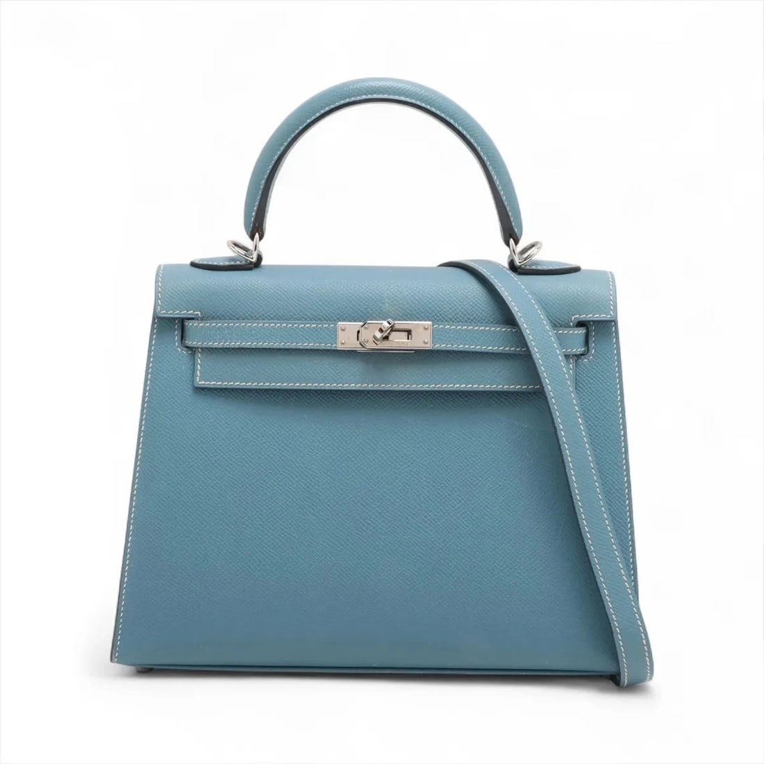 HERMES KELLY 25 SERIE VEAU EPSOM BLUE JEAN HANDBAG: Hermes Kelly 25 Serie Veau Epsom Blue Jean Handbag Brand: Hermès Type/Style: Hand bag Material: Veau Epsom Color: Blue Jean Size: Height:6.9inch Length:9.6inch Depth:3.5inch Handle height:3.1inch